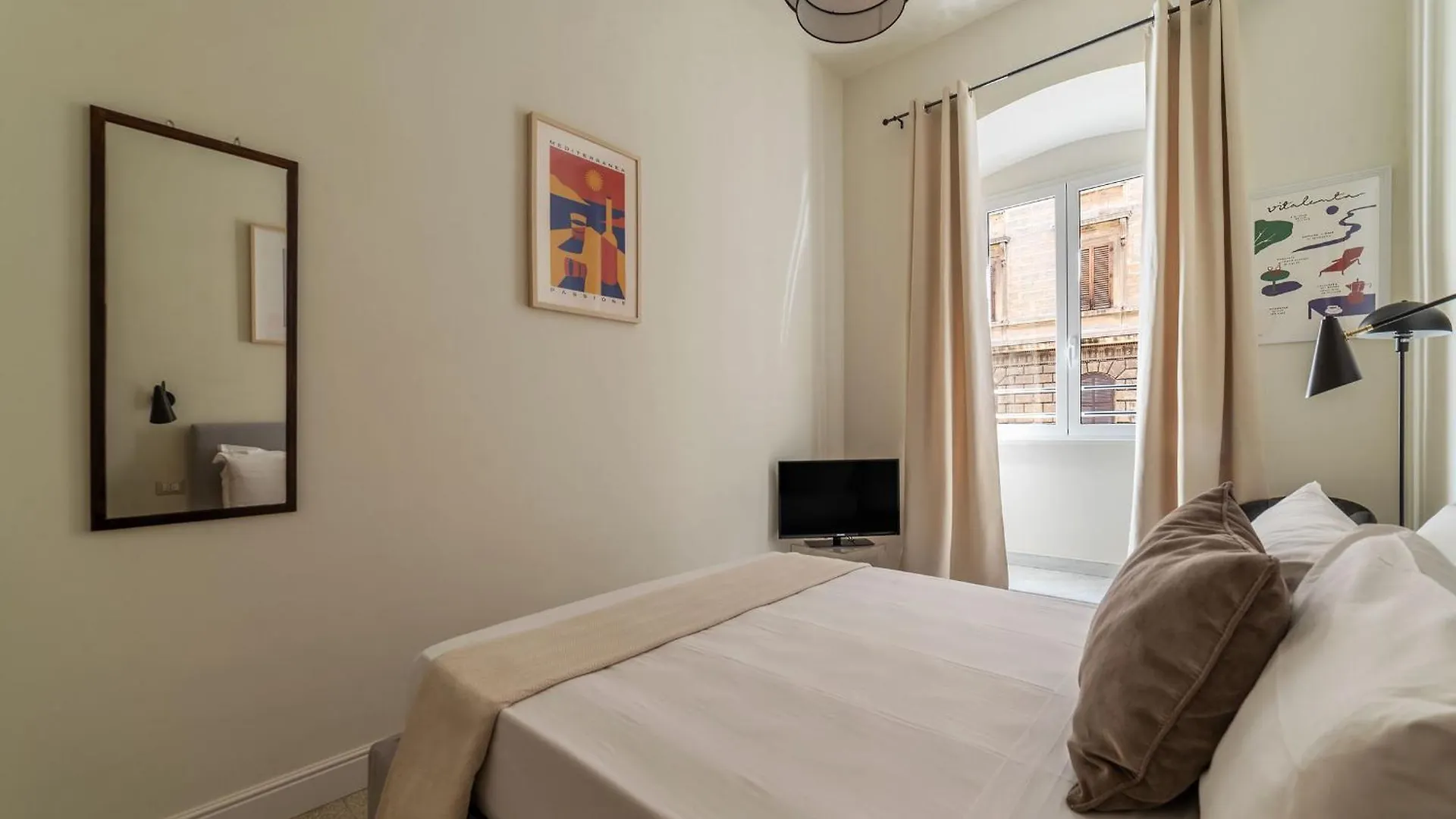 Casa Enea - Pretty Homes Rome 0*,  Italy