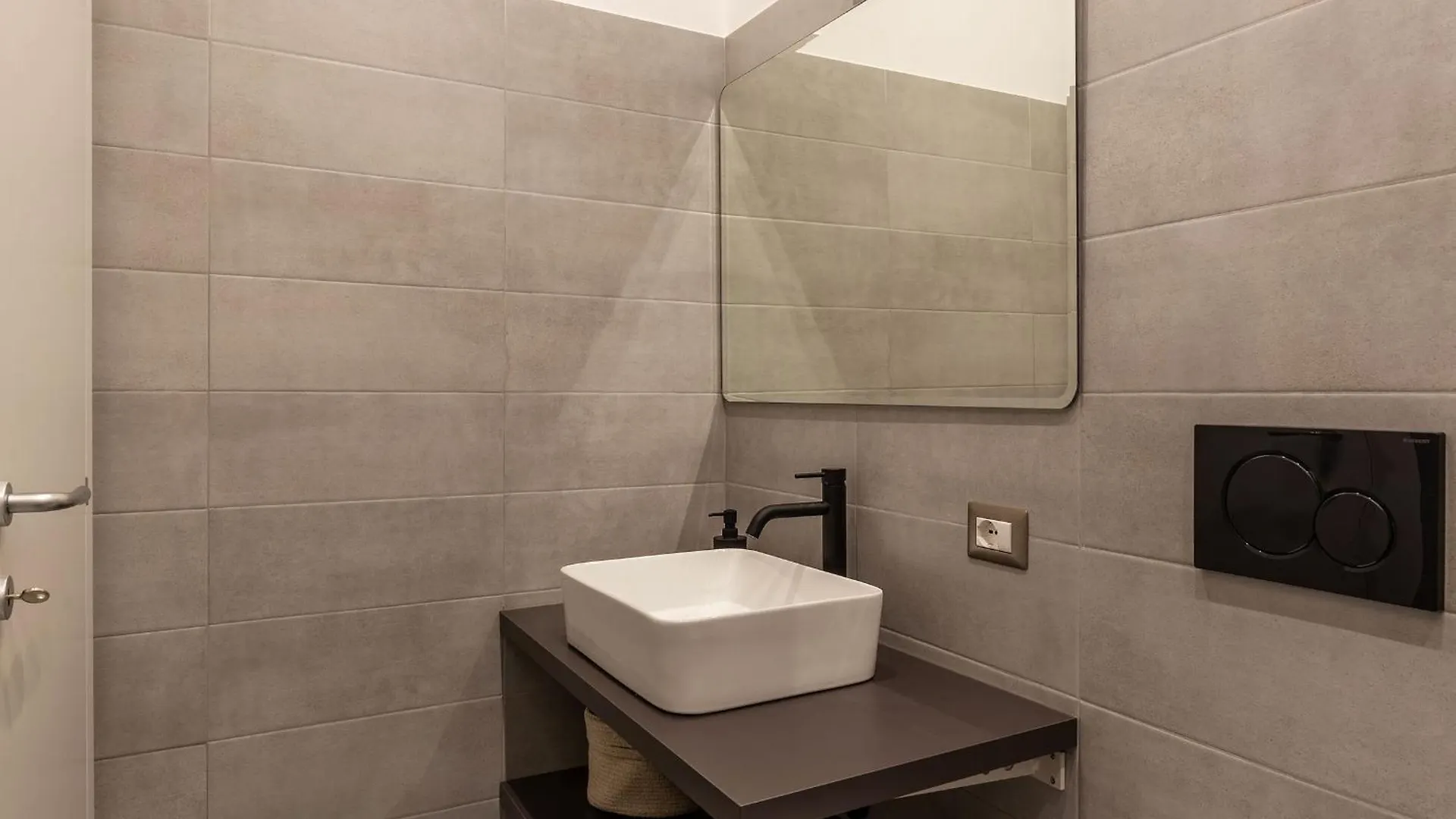 Casa Enea - Pretty Homes Rome Italy